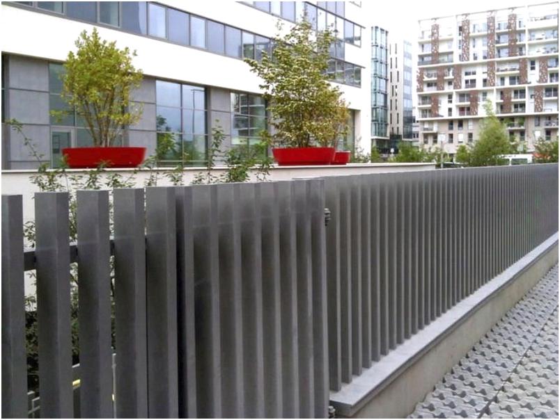 modeldesain pagar rumah minimalis metal besi mewah klasik modern nyaman elegan terbaru