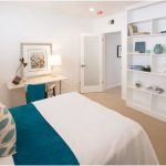 Interior desain kamar tidur kecil minimalis sederhana elegant putih modern mewah terbaru