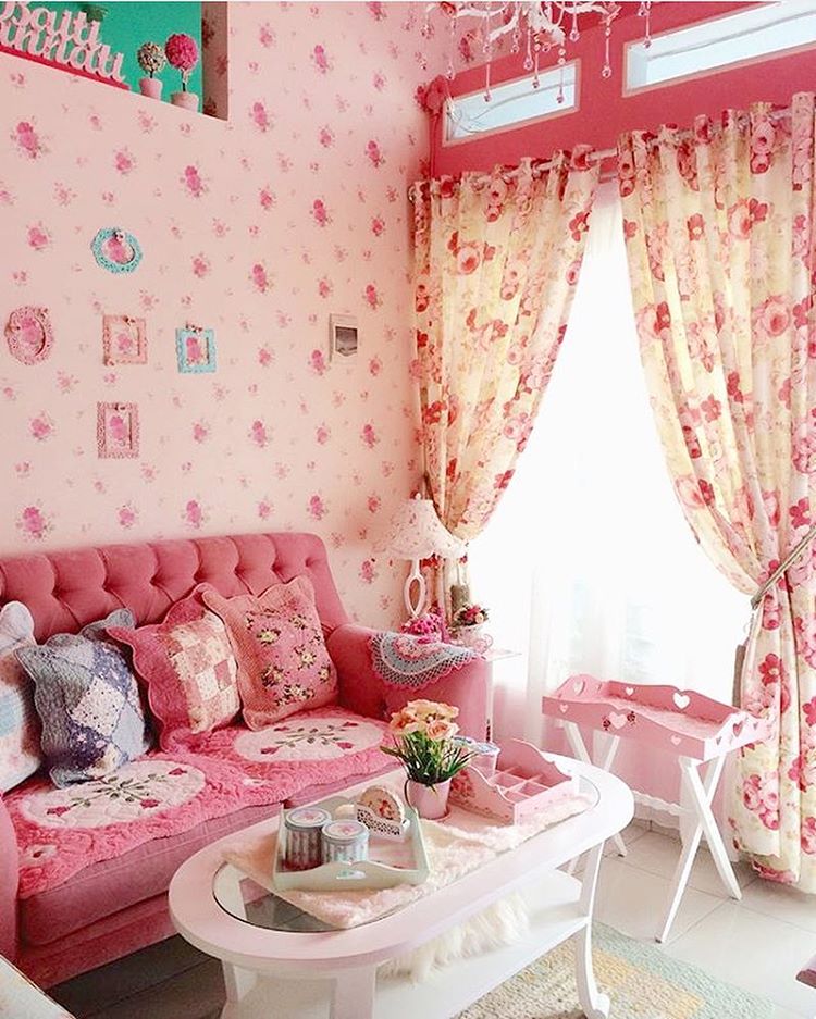 Ruang Tamu  Tema Pink Desainrumahid com